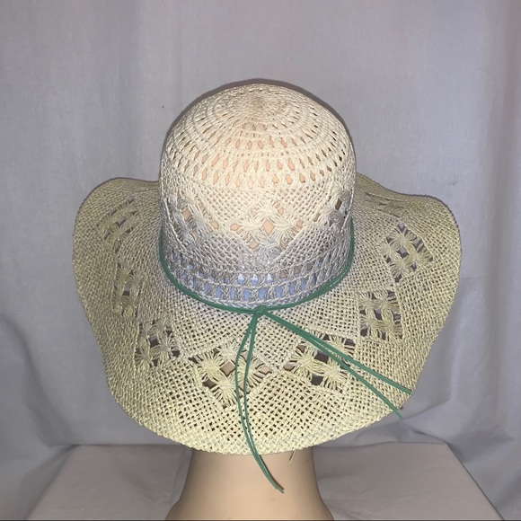 Candie’s 100%‎ Paper Floppy Beach Hat - Picture 3 of 3